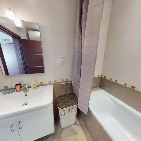 Daire Spacious 2 Bedroom In *