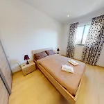 Spacious 2 Bedroom In Sliema