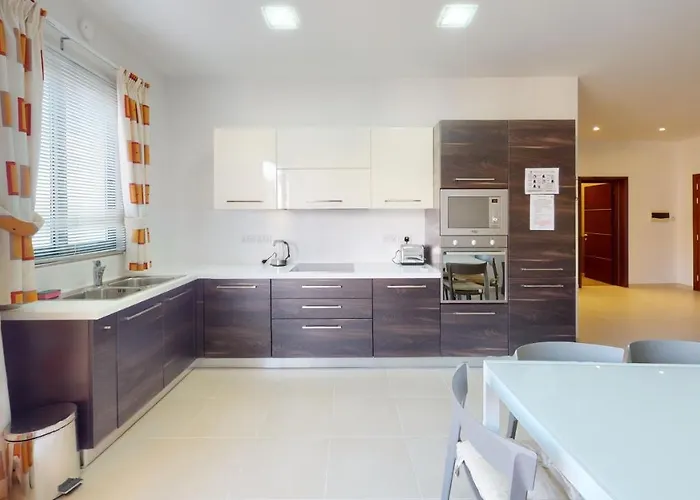 Spacious 2 Bedroom In