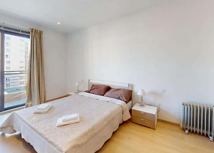Apartman Spacious 2 Bedroom In