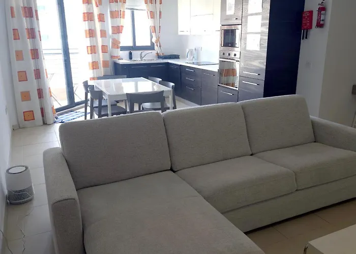 Daire Spacious 2 Bedroom In *